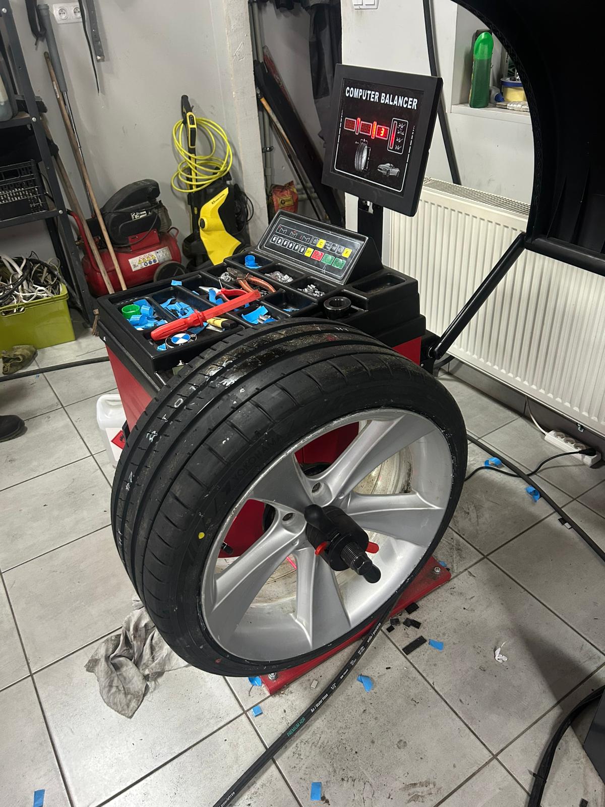 Wyważarka komputerowa Automation